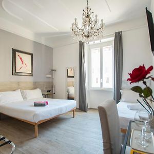 Raffaela's Suite&Rooms Vatican Guest House