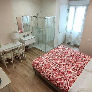 Private Bathroom King Room