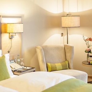 Chambre Exécutive Lit Queen-Size