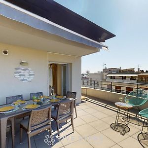 Luxury Beach Five Stars Holiday House