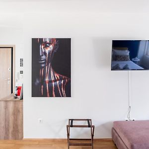 Acropolis Plaza Smart Suites