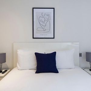 One-Bedroom Ground Floor King Room