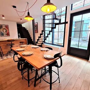 Appartement à 3 Chambres à Coucher