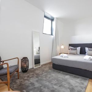 Appartement à 2 Chambres à Coucher