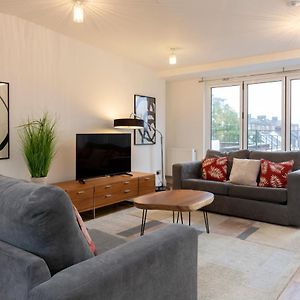 Appartement à 3 Chambres à Coucher