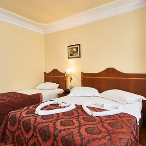Chambre Standarde Triple