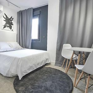 Giralda Modern & Luxury