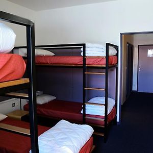 Chambre Juste Pour Hommes Dortoir