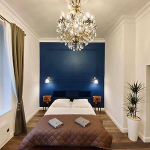 Studio de Luxe