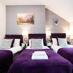 Luxury Cottage - City Center - Large Garden With Hot Tub -7 Bedrooms-4 Bathrooms