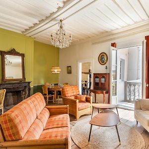Appartement à 3 Chambres à Coucher