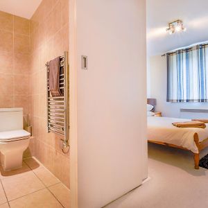 Appartement à 2 Chambres à Coucher