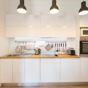 Appartement à 2 Chambres à Coucher