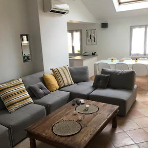 Appartement à 3 Chambres à Coucher