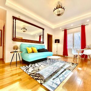 Appartement à 2 Chambres à Coucher