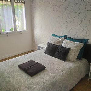 Appartement à 3 Chambres à Coucher