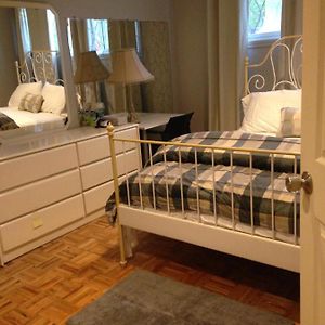 Appartement à 3 Chambres à Coucher