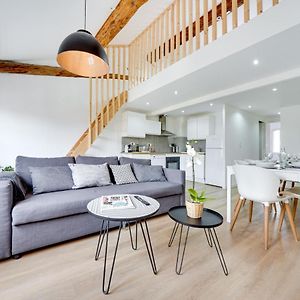 Appartement à 2 Chambres à Coucher
