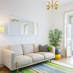 Appartement à 3 Chambres à Coucher