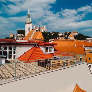 Majestic Views From A 60M2 Private Terrace - Castle, Cathedral, Old Town