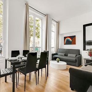 Appartement à 2 Chambres à Coucher