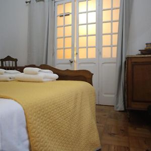 Antique, Amazing double room in Marques de Pombal Room 1