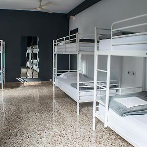 Dormitory Room Mixed