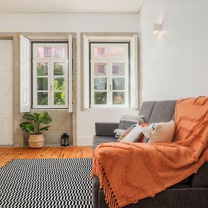 Flores Street Apartments