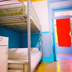 Dormitory Room Mixed