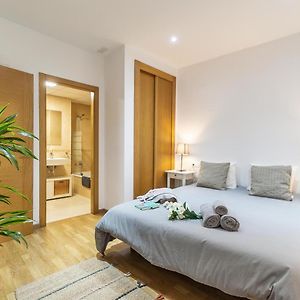 Boutique Mitjana Apartment