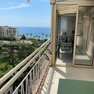 Appartement neuf avec vue mer et plage à 100m