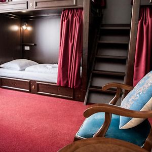 Dormitory Room Mixed