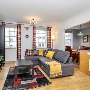 Joivy 1 Bed Flat, Heart Of Grassmarket