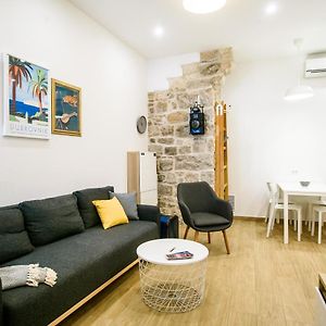 Hidden Gem Old Town Apartment By Duhomes