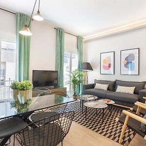 Appartement à 2 Chambres à Coucher