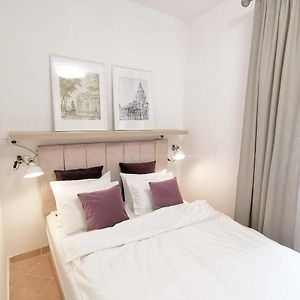 Hillside Apartment With Ac & Heating In Grande Maison