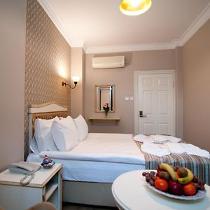 Chambre Économique Lit King-Size au Sous-Sol