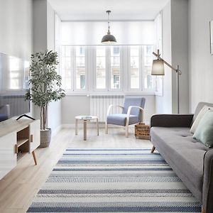 Appartement à 3 Chambres à Coucher