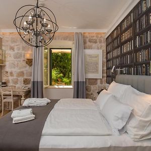 Chambre Double au Rez-de-chaussée