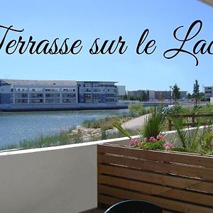Terrasse sur le lac