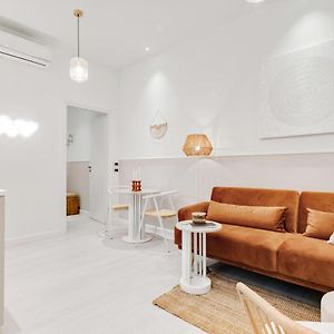 New And Design Flat In The Hearth Of Milan