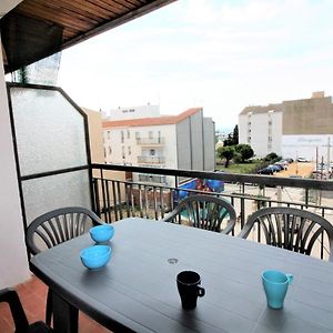 Appartement à 3 Chambres à Coucher