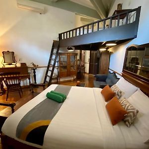 Chambre Lit Queen-Size