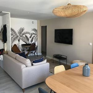 Appartement à 2 Chambres à Coucher