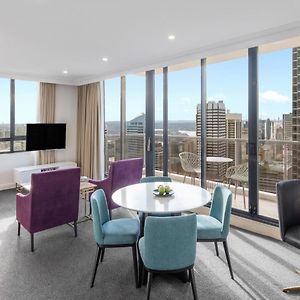 Suite Luxe à 2 Chambres à Coucher Lit King-Size