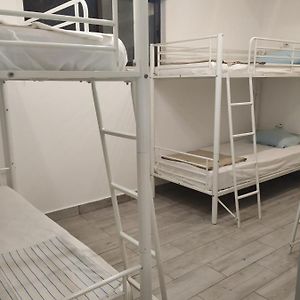 Dormitory Room Mixed