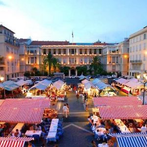 Magnifique 2 pièces en plein cœur du vieux Nice