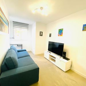 Appartement à 3 Chambres à Coucher