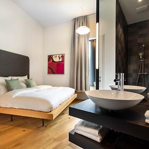 Chambre Moyenne Lit King-Size