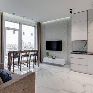 Luxurious Apartment With Panoramic View In The Historic Center